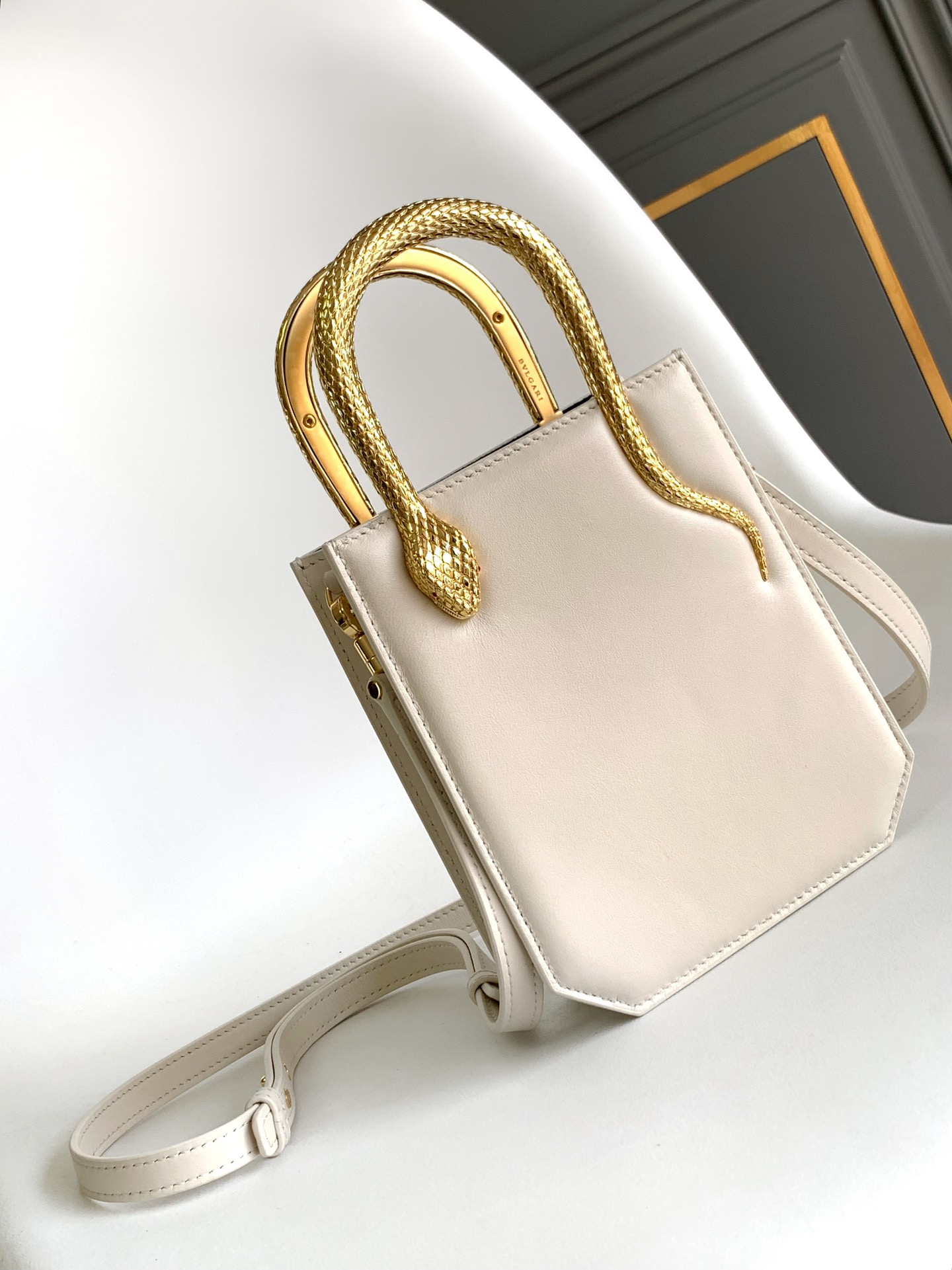 Bvlgari Serpentine Tote Shoulder Bag White